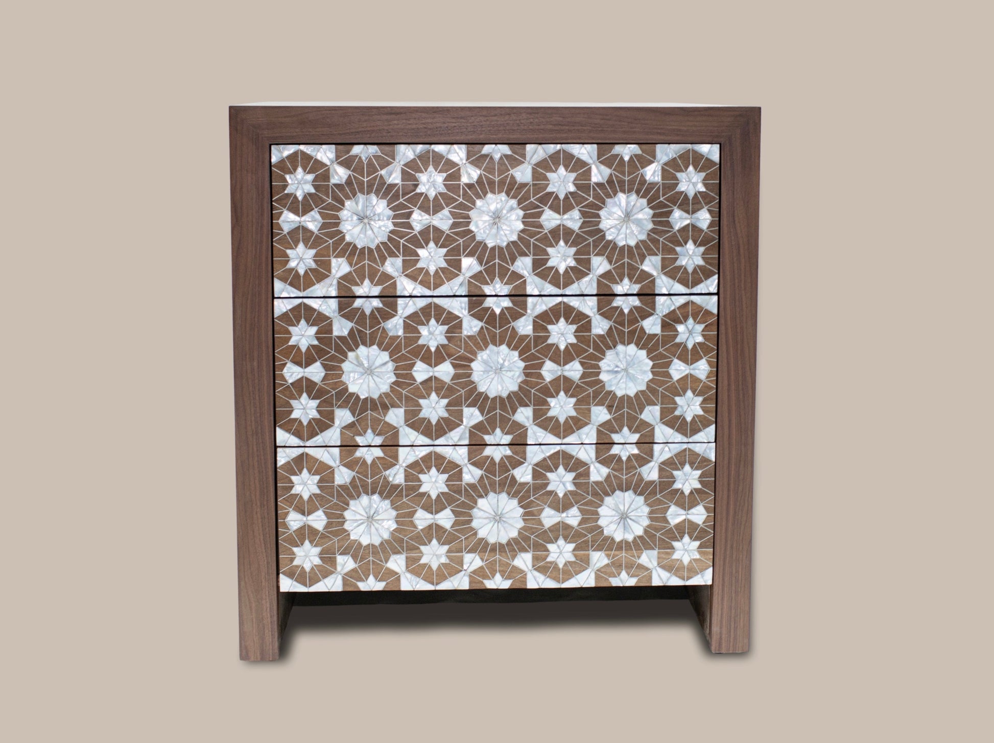 Chest of Drawers - Mother Pearl Inlay