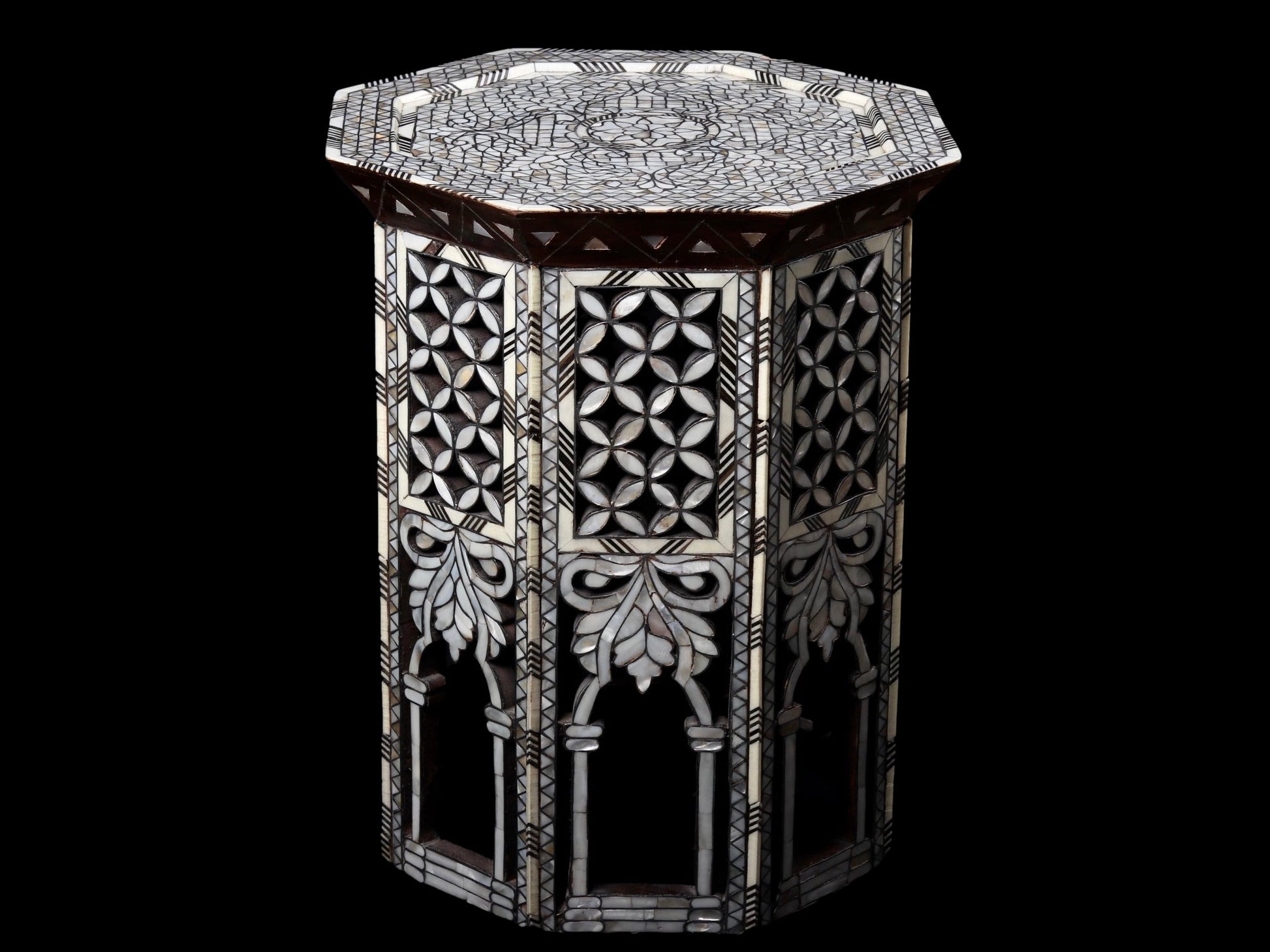 Large Side Table Set - Covered in Mother of Pearl