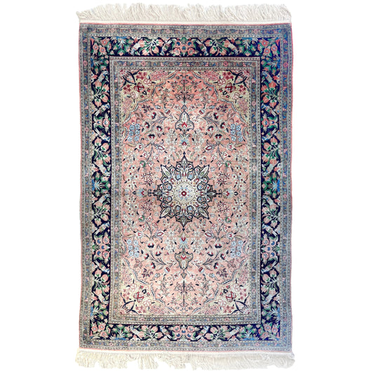 Persian Qum Rug | Silk | 160 x 100 cm