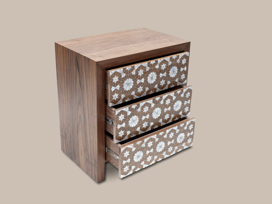 Chest of Drawers - Mother Pearl Inlay