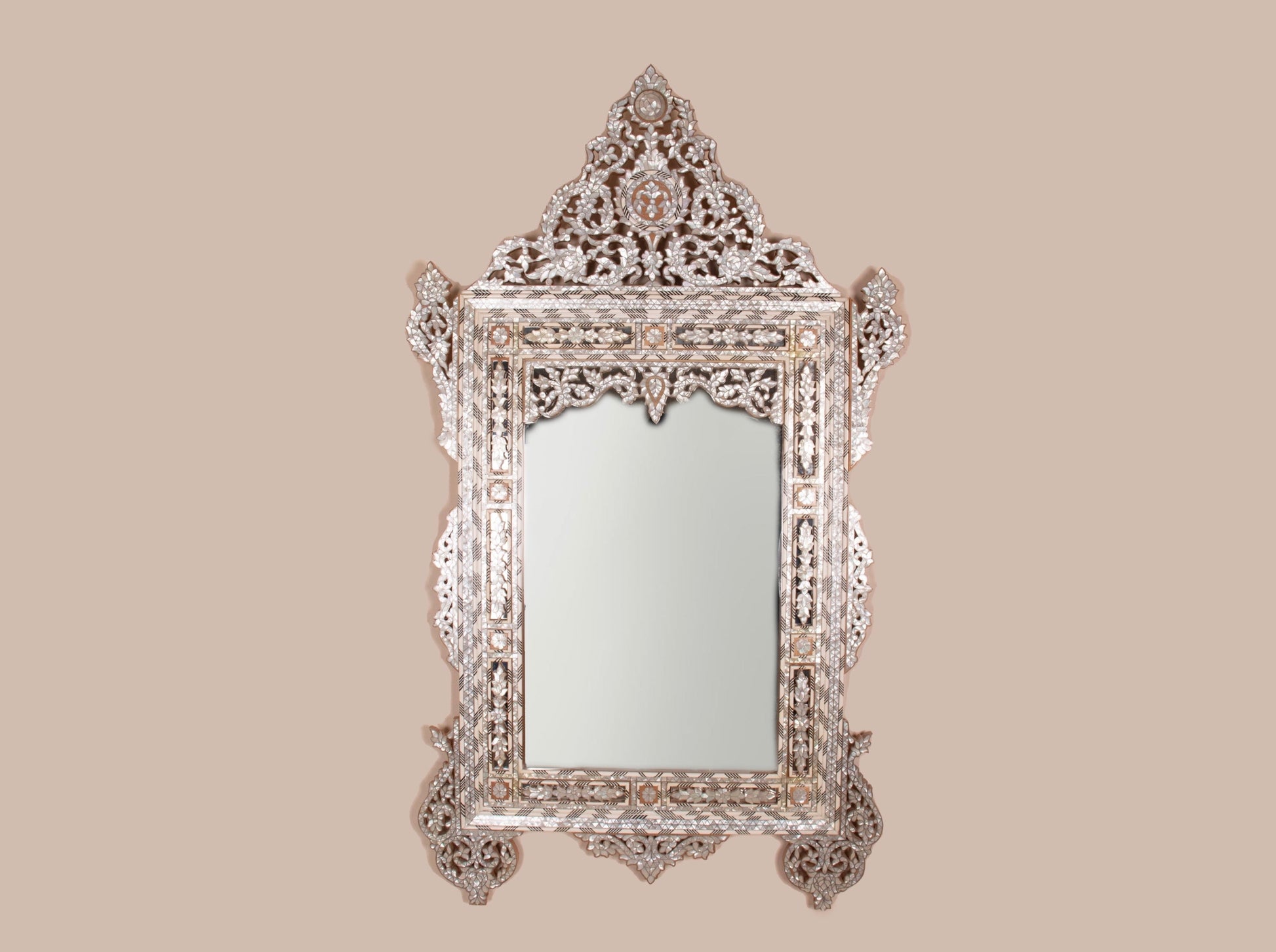 Mirror - Covered in Mother of Pearl (Nacreous)