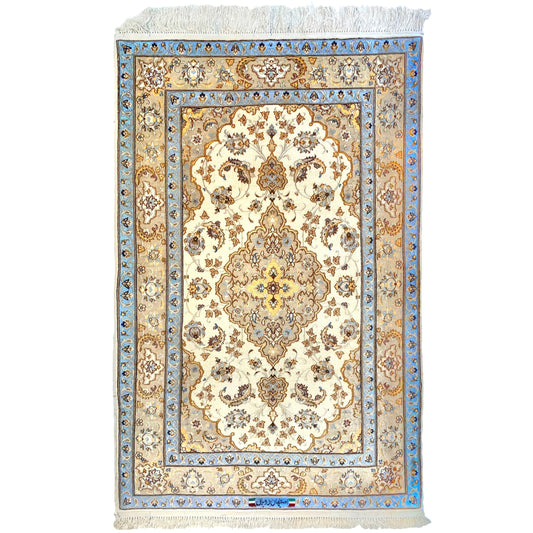 Persian Isfahan Rug | Wool & Silk | 160 x 105 cm