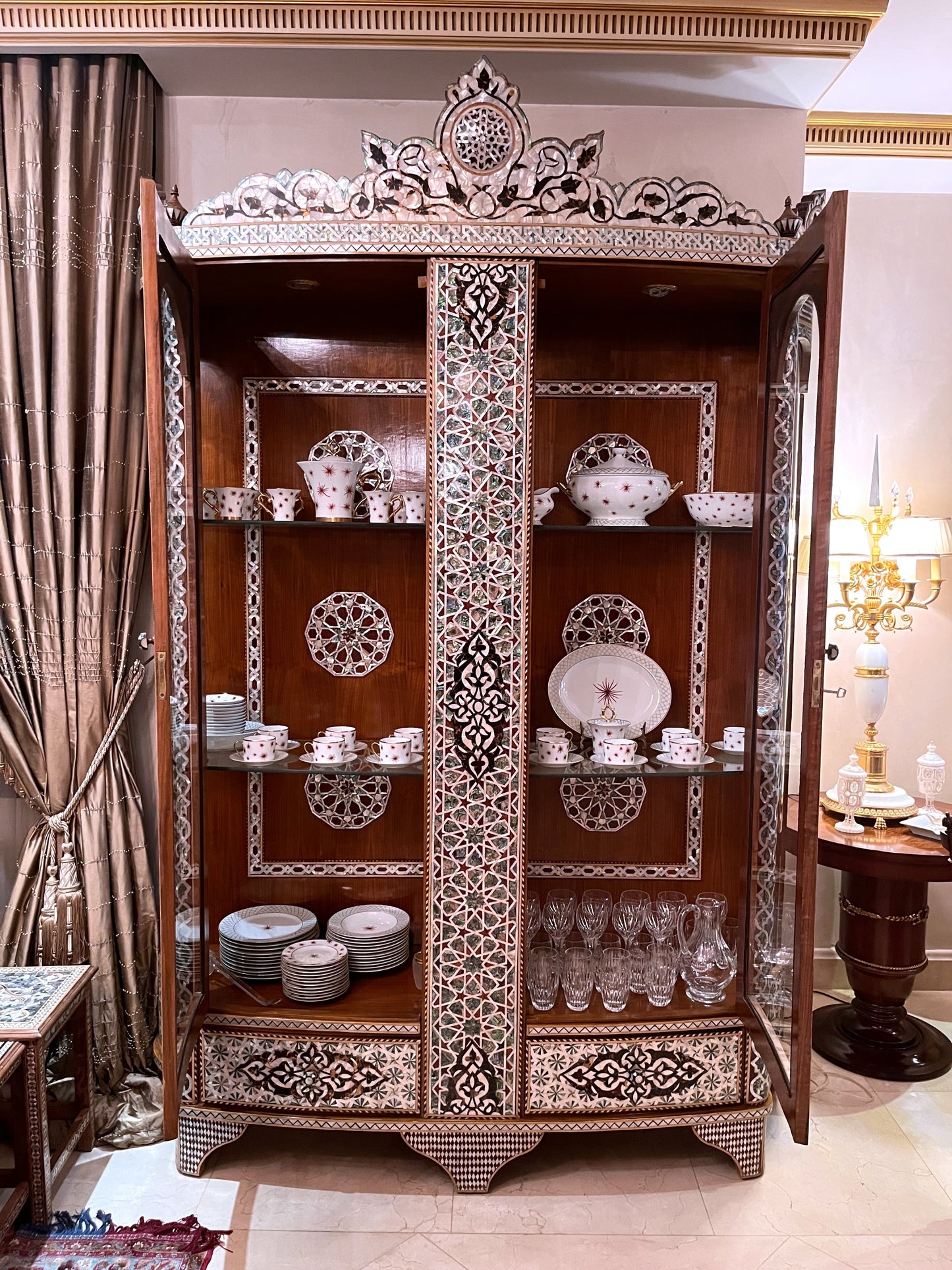 The Sultans Cabinet